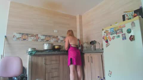 hotandfierylatinos online show from 2, 3, 2025