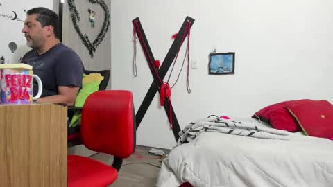 hotandfierylatinos online show from 6, 10, 2025