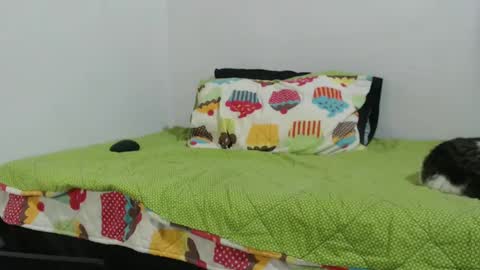 Hot and PowerHOPE U MISS ME online show from 14, 1, 2025