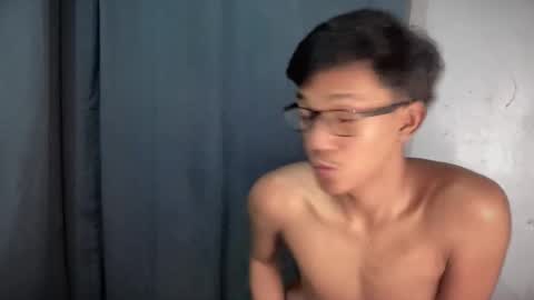 Snapshot of hotasian_jerome chatting on 4, 3, 2026 hotasian_jerome online show from 4, 3, 2026