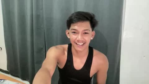 Snapshot of hotasian_jerome chatting on 8, 4, 2026 hotasian_jerome online show from 8, 4, 2026