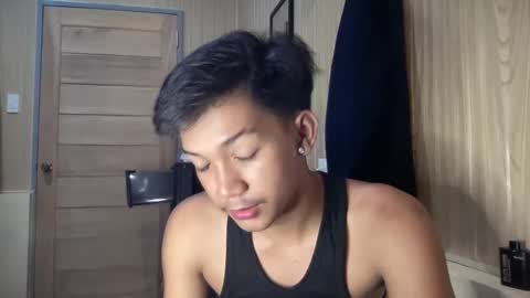 Snapshot of hotasian_jerome chatting on 19, 4, 2026 hotasian_jerome online show from 19, 4, 2026