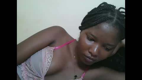 Snapshot of hotbabbee chatting on 17, 4, 2026 love online show from 17, 4, 2026