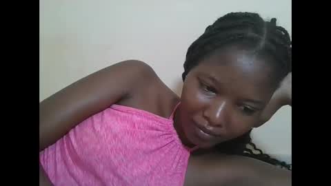 Snapshot of hotbabbee chatting on 19, 4, 2026 love online show from 19, 4, 2026