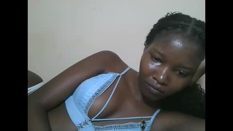 Snapshot of hotbabbee chatting on 12, 5, 2026 love online show from 12, 5, 2026
