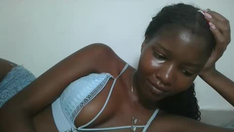 Snapshot of hotbabbee chatting on 1, 6, 2026 love online show from 1, 6, 2026