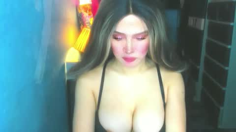 Snapshot of hotbabe_tanya chatting on 9, 5, 2026 T A N Y A online show from 9, 5, 2026