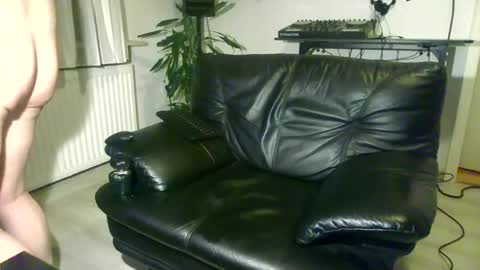 hotboy32891282 online show from 3, 6, 2026