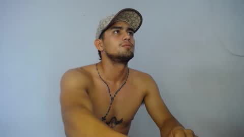 Snapshot of hotboy69nino chatting on 4, 11, 2025 hotboy69nino online show from 4, 11, 2025