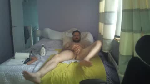 Snapshot of hotboyron chatting on 17, 12, 2025 hotboyron online show from 17, 12, 2025
