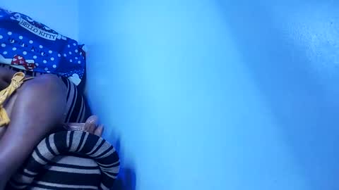 Snapshot of hotchoco793422 chatting on 25, 4, 2026 Sophiasquirty online show from 25, 4, 2026