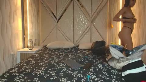 hotcouple_222 online show from 21, 2, 2026