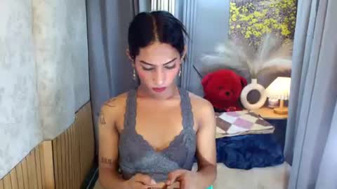 Snapshot of hotcumjasminex chatting on 9, 5, 2026 SEXY JASMINE online show from 9, 5, 2026
