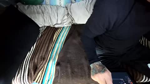 hotdogstuffer online show from 14, 11, 2025