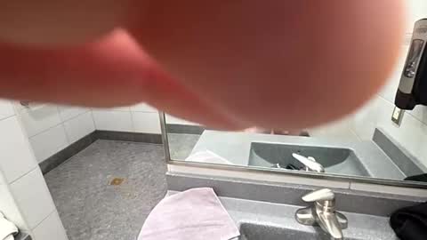 hotdogstuffer online show from 17, 11, 2025