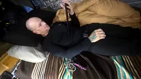 hotdogstuffer online show from 18, 11, 2025