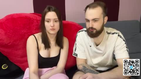 Snapshot of hotduoplay chatting on 30, 4, 2026 Max and Alina online show from 30, 4, 2026