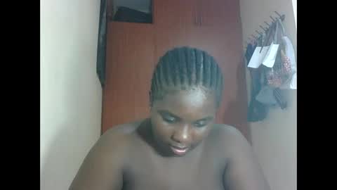 Snapshot of hotebbbyy chatting on 29, 4, 2026 EBBY online show from 29, 4, 2026