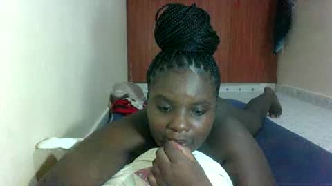 Snapshot of hotebbbyy chatting on 11, 5, 2026 EBBY online show from 11, 5, 2026