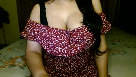 Snapshot of hoteliza6 chatting on 15, 6, 2026 Eliza i dont show face in any show online show from 15, 6, 2026