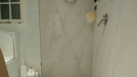 hotforit01 online show from 16, 2, 2025