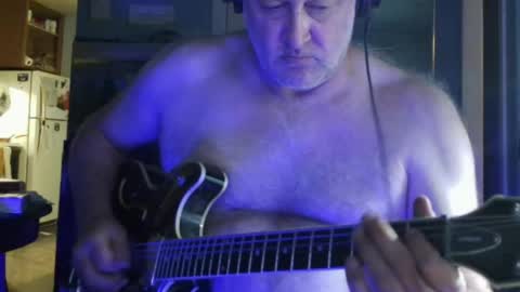Snapshot of hotforteacher1977 chatting on 7, 5, 2026 Smoochface online show from 7, 5, 2026