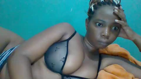 Snapshot of hotgodees chatting on 25, 3, 2026 Queen online show from 25, 3, 2026
