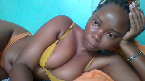 Snapshot of hotgodees chatting on 27, 3, 2026 Queen online show from 27, 3, 2026