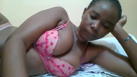 Snapshot of hotgodees chatting on 13, 5, 2026 Queen online show from 13, 5, 2026