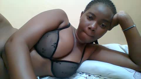 Snapshot of hotgodees chatting on 16, 5, 2026 Queen online show from 16, 5, 2026