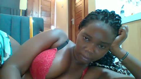 Snapshot of hotgodees chatting on 18, 6, 2026 Queen online show from 18, 6, 2026