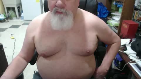 Snapshot of hotgrandpa594u chatting on 25, 2, 2026 hotgrandpa594u online show from 25, 2, 2026