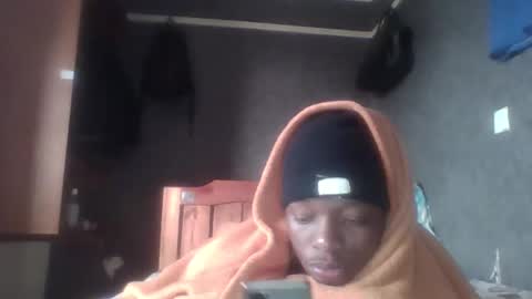 Snapshot of hotguyy001 chatting on 16, 2, 2025 hotguyy001 online show from 16, 2, 2025