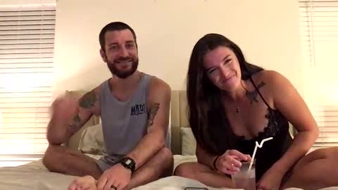 Snapshot of hothoneycouple chatting on 9, 9, 2025 hothoneycouple online show from 9, 9, 2025