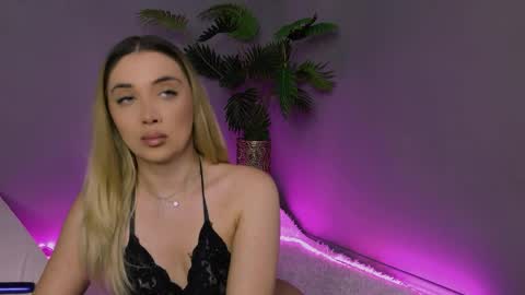 Snapshot of hotjessxx chatting on 7, 4, 2026 Maria online show from 7, 4, 2026