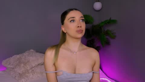 Snapshot of hotjessxx chatting on 16, 4, 2026 Maria online show from 16, 4, 2026
