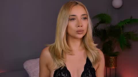 Snapshot of hotjessxx chatting on 15, 5, 2026 Maria online show from 15, 5, 2026