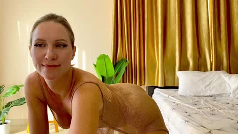 Kate  stream  1200 pm -800 pm UTC 7 online show from 8, 12, 2024