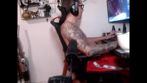 Snapshot of hotkinkytat chatting on 24, 2, 2025 hotkinkytat online show from 24, 2, 2025