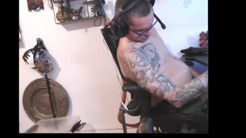 Snapshot of hotkinkytat chatting on 27, 4, 2026 hotkinkytat online show from 27, 4, 2026