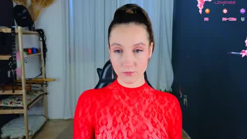 Snapshot of hotlaracroft chatting on 5, 5, 2026 Allison online show from 5, 5, 2026