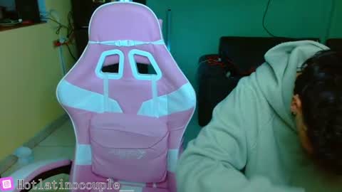 Snapshot of hotlatinocouple__ chatting on 27, 6, 2026 Eevee Zoro online show from 27, 6, 2026