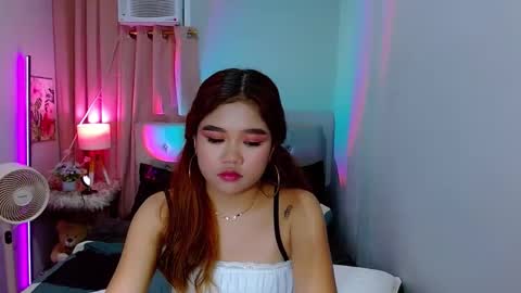 Layla online show from 14, 12, 2024