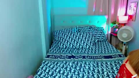 Layla online show from 7, 2, 2025