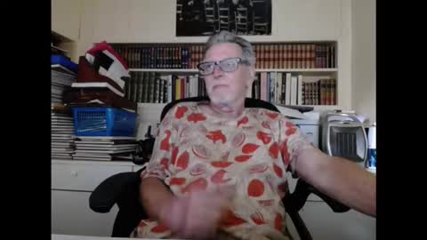 Snapshot of hotlux_54 chatting on 8, 9, 2025 hotlux_54 online show from 8, 9, 2025