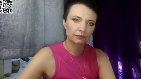 hotmamaqueen234 online show from 27, 4, 2026