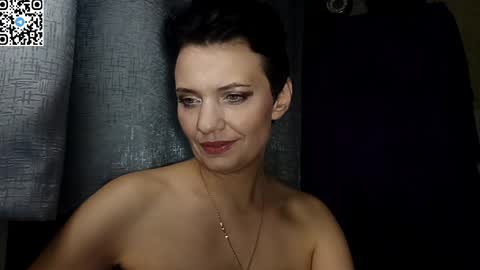 hotmamaqueen234 online show from 29, 4, 2026