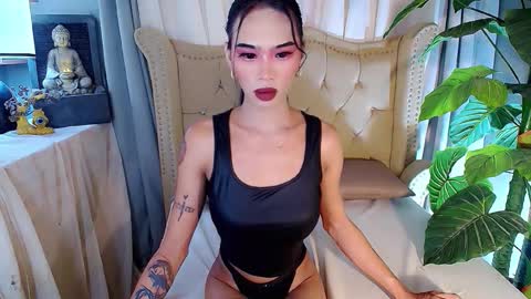 hotmidusatransontop online show from 18, 2, 2026