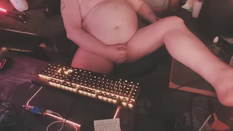 Snapshot of hotmike291112 chatting on 9, 2, 2026 hotmike291112 online show from 9, 2, 2026