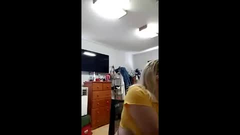 Snapshot of hotmilf187 chatting on 20, 5, 2026 hotmilf187 online show from 20, 5, 2026